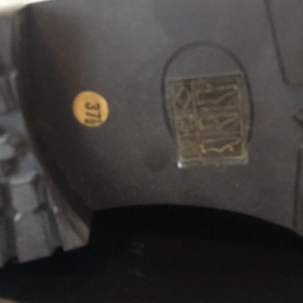 Chanel authentic‎ rain boots